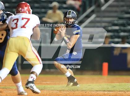 Thumbnail 1 in Holy Cross vs. Brother Martin photogallery.