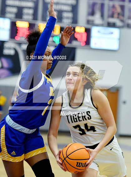 Thumbnail 3 in Bentonville vs. North Little Rock (AAA 6A Second Round Playoff) photogallery.