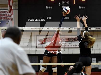 Thumbnail 1 in Sandburg vs. Marist (IHSA 4A Super-Sectional) photogallery.