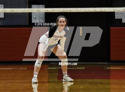 Thumbnail 1 in Sandburg vs. Marist (IHSA 4A Super-Sectional) photogallery.