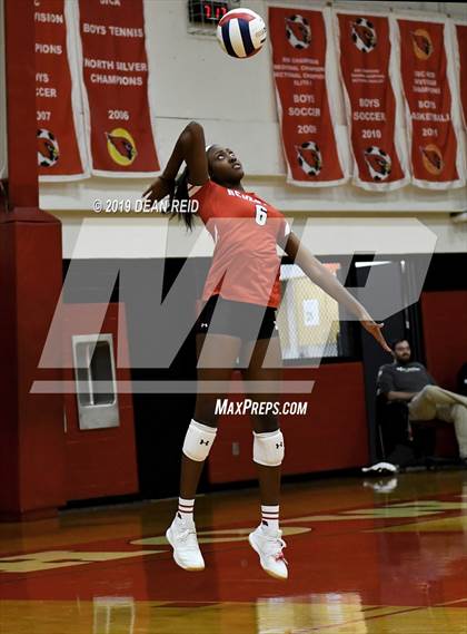 Thumbnail 2 in Sandburg vs. Marist (IHSA 4A Super-Sectional) photogallery.