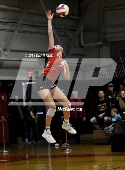 Thumbnail 3 in Sandburg vs. Marist (IHSA 4A Super-Sectional) photogallery.