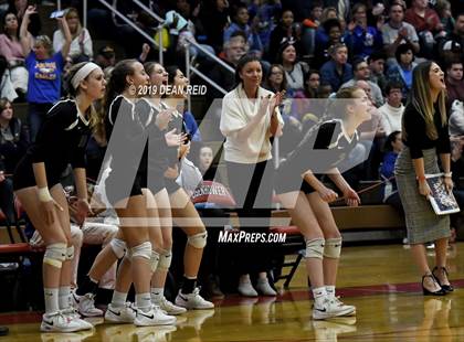 Thumbnail 3 in Sandburg vs. Marist (IHSA 4A Super-Sectional) photogallery.