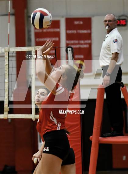 Thumbnail 3 in Sandburg vs. Marist (IHSA 4A Super-Sectional) photogallery.
