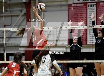 Thumbnail 2 in Sandburg vs. Marist (IHSA 4A Super-Sectional) photogallery.