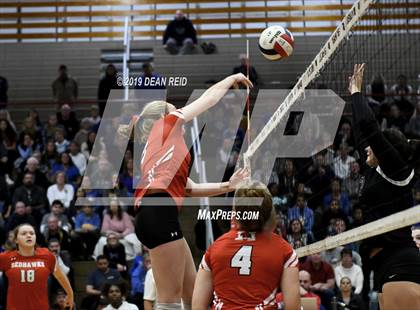 Thumbnail 1 in Sandburg vs. Marist (IHSA 4A Super-Sectional) photogallery.