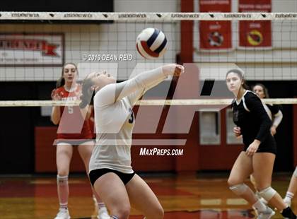 Thumbnail 2 in Sandburg vs. Marist (IHSA 4A Super-Sectional) photogallery.