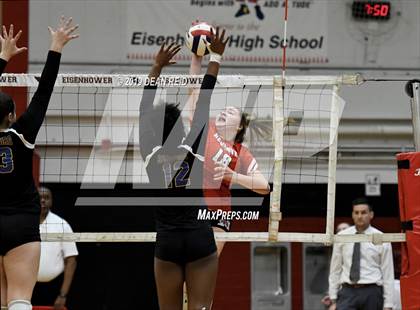 Thumbnail 2 in Sandburg vs. Marist (IHSA 4A Super-Sectional) photogallery.