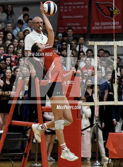 Thumbnail 3 in Sandburg vs. Marist (IHSA 4A Super-Sectional) photogallery.