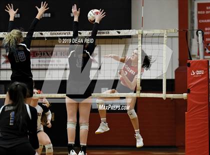 Thumbnail 3 in Sandburg vs. Marist (IHSA 4A Super-Sectional) photogallery.