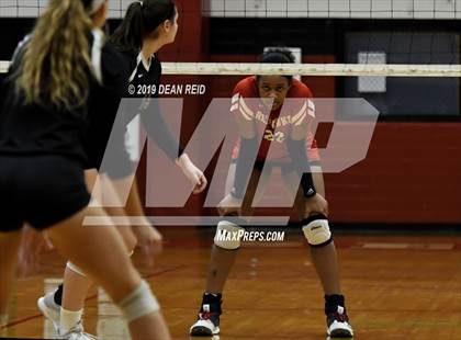Thumbnail 2 in Sandburg vs. Marist (IHSA 4A Super-Sectional) photogallery.