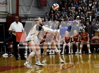 Thumbnail 3 in Sandburg vs. Marist (IHSA 4A Super-Sectional) photogallery.