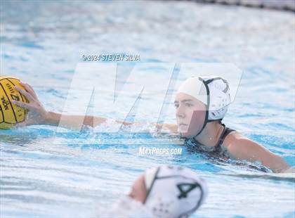 Thumbnail 1 in Coronado vs. Santana (CIF SDS D1 Final) photogallery.
