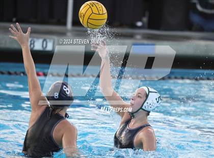Thumbnail 2 in Coronado vs. Santana (CIF SDS D1 Final) photogallery.
