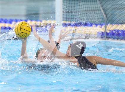 Thumbnail 1 in Coronado vs. Santana (CIF SDS D1 Final) photogallery.