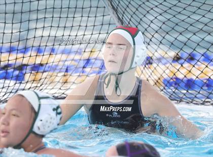 Thumbnail 3 in Coronado vs. Santana (CIF SDS D1 Final) photogallery.