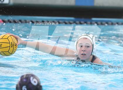 Thumbnail 1 in Coronado vs. Santana (CIF SDS D1 Final) photogallery.