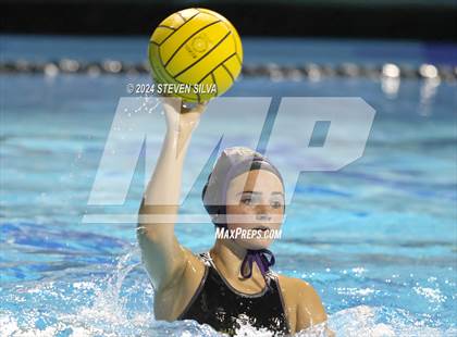 Thumbnail 1 in Coronado vs. Santana (CIF SDS D1 Final) photogallery.