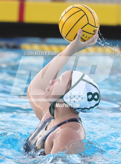 Thumbnail 3 in Coronado vs. Santana (CIF SDS D1 Final) photogallery.
