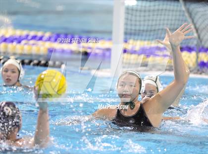 Thumbnail 1 in Coronado vs. Santana (CIF SDS D1 Final) photogallery.