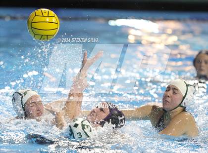 Thumbnail 1 in Coronado vs. Santana (CIF SDS D1 Final) photogallery.
