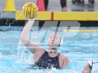 Thumbnail 2 in Coronado vs. Santana (CIF SDS D1 Final) photogallery.