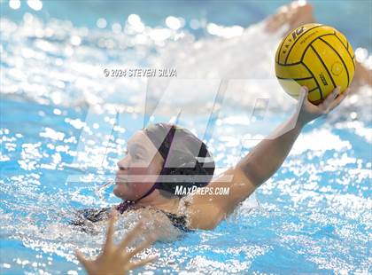 Thumbnail 1 in Coronado vs. Santana (CIF SDS D1 Final) photogallery.