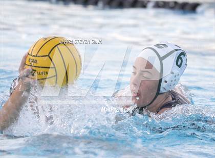 Thumbnail 2 in Coronado vs. Santana (CIF SDS D1 Final) photogallery.