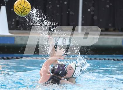 Thumbnail 3 in Coronado vs. Santana (CIF SDS D1 Final) photogallery.