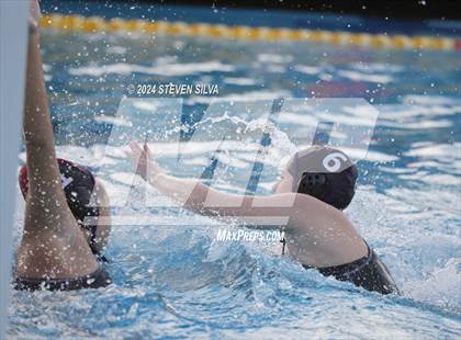 Thumbnail 3 in Coronado vs. Santana (CIF SDS D1 Final) photogallery.