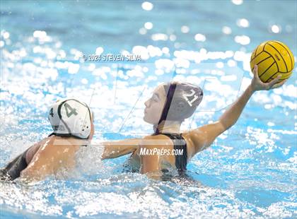 Thumbnail 1 in Coronado vs. Santana (CIF SDS D1 Final) photogallery.