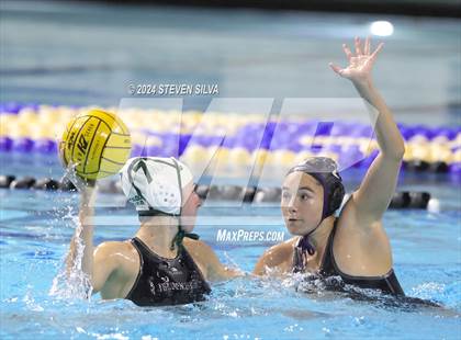 Thumbnail 3 in Coronado vs. Santana (CIF SDS D1 Final) photogallery.