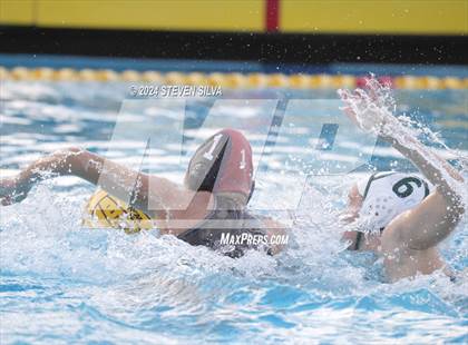 Thumbnail 3 in Coronado vs. Santana (CIF SDS D1 Final) photogallery.