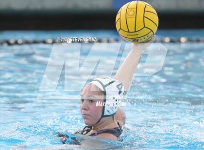 Thumbnail 2 in Coronado vs. Santana (CIF SDS D1 Final) photogallery.