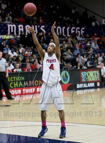 Thumbnail 2 in San Leandro vs. Deer Valley (CIF NCS D1 Final) photogallery.