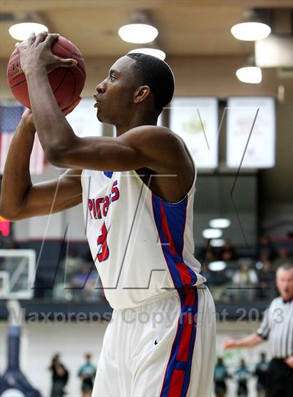 Thumbnail 3 in San Leandro vs. Deer Valley (CIF NCS D1 Final) photogallery.