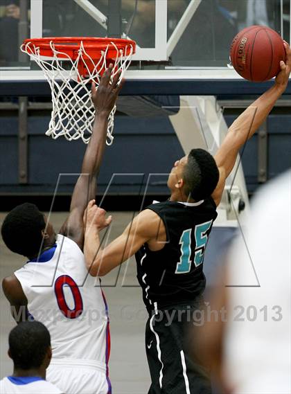 Thumbnail 3 in San Leandro vs. Deer Valley (CIF NCS D1 Final) photogallery.