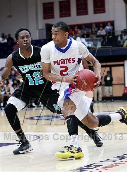 Thumbnail 2 in San Leandro vs. Deer Valley (CIF NCS D1 Final) photogallery.