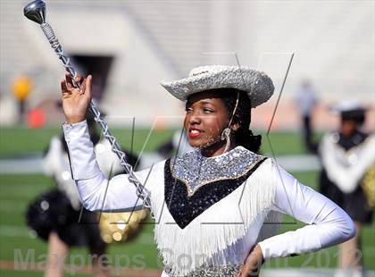 Thumbnail 1 in Garland vs. Horn (UIL 5A Division I Bi-District Playoff) photogallery.