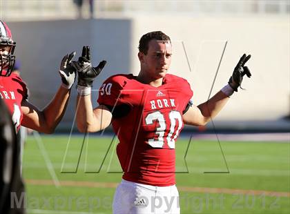 Thumbnail 1 in Garland vs. Horn (UIL 5A Division I Bi-District Playoff) photogallery.