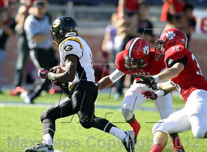 Thumbnail 2 in Garland vs. Horn (UIL 5A Division I Bi-District Playoff) photogallery.