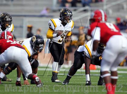 Thumbnail 1 in Garland vs. Horn (UIL 5A Division I Bi-District Playoff) photogallery.