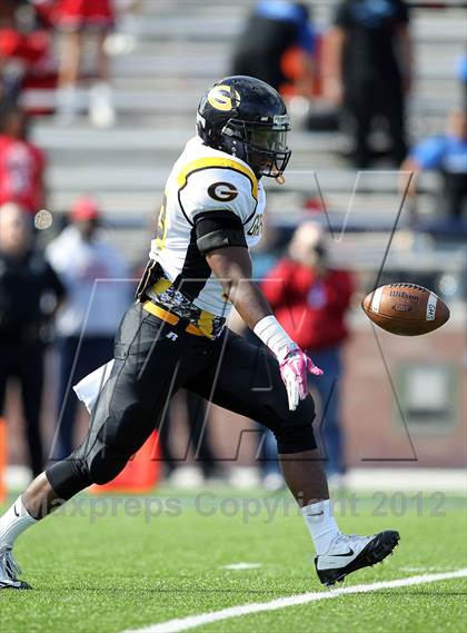 Thumbnail 1 in Garland vs. Horn (UIL 5A Division I Bi-District Playoff) photogallery.