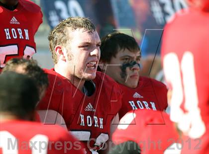 Thumbnail 2 in Garland vs. Horn (UIL 5A Division I Bi-District Playoff) photogallery.