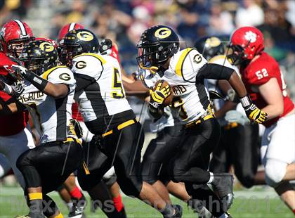 Thumbnail 2 in Garland vs. Horn (UIL 5A Division I Bi-District Playoff) photogallery.