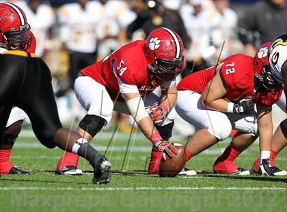 Thumbnail 2 in Garland vs. Horn (UIL 5A Division I Bi-District Playoff) photogallery.