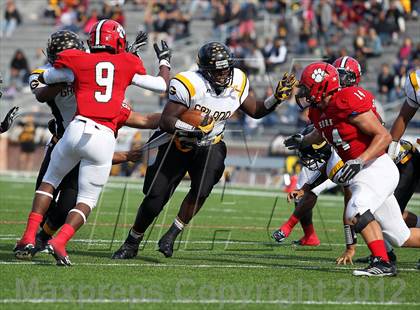Thumbnail 2 in Garland vs. Horn (UIL 5A Division I Bi-District Playoff) photogallery.