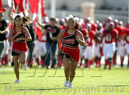 Thumbnail 1 in Garland vs. Horn (UIL 5A Division I Bi-District Playoff) photogallery.