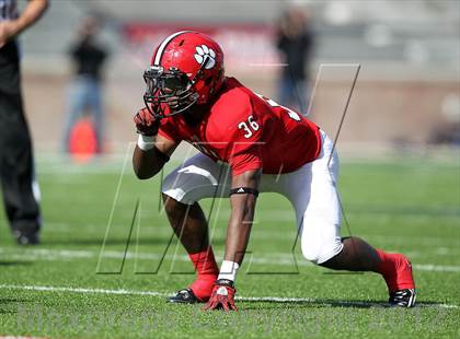 Thumbnail 1 in Garland vs. Horn (UIL 5A Division I Bi-District Playoff) photogallery.