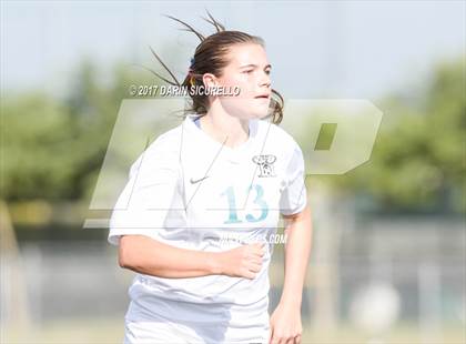 Thumbnail 1 in Perry vs. Highland (Coyote Classic)  photogallery.